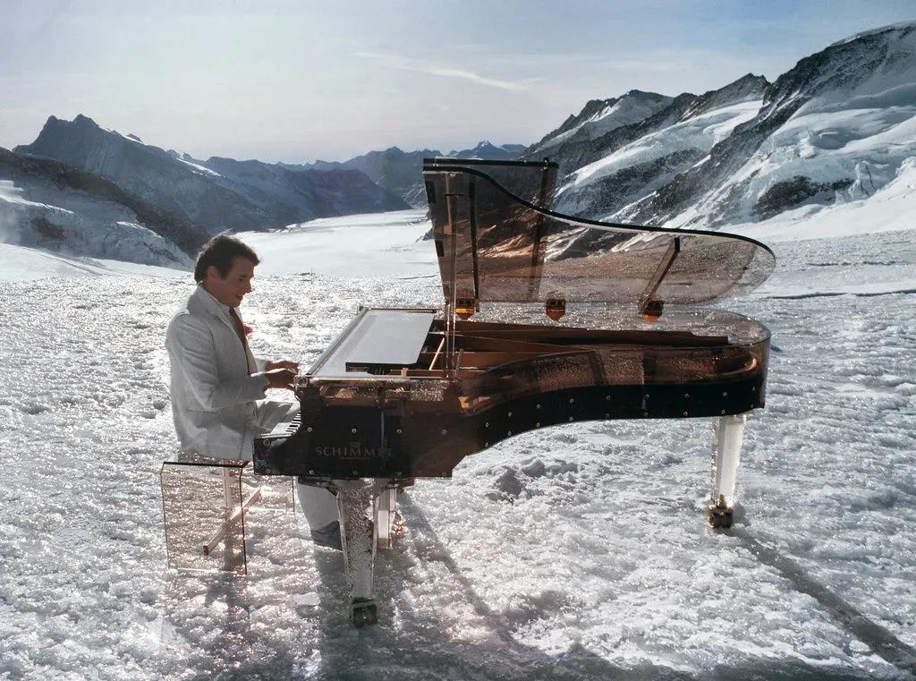 雪峰上的《夢幻舞者》