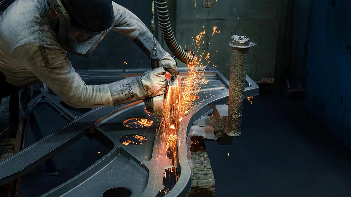 揭秘傳統鋼琴鐵板鑄造工藝