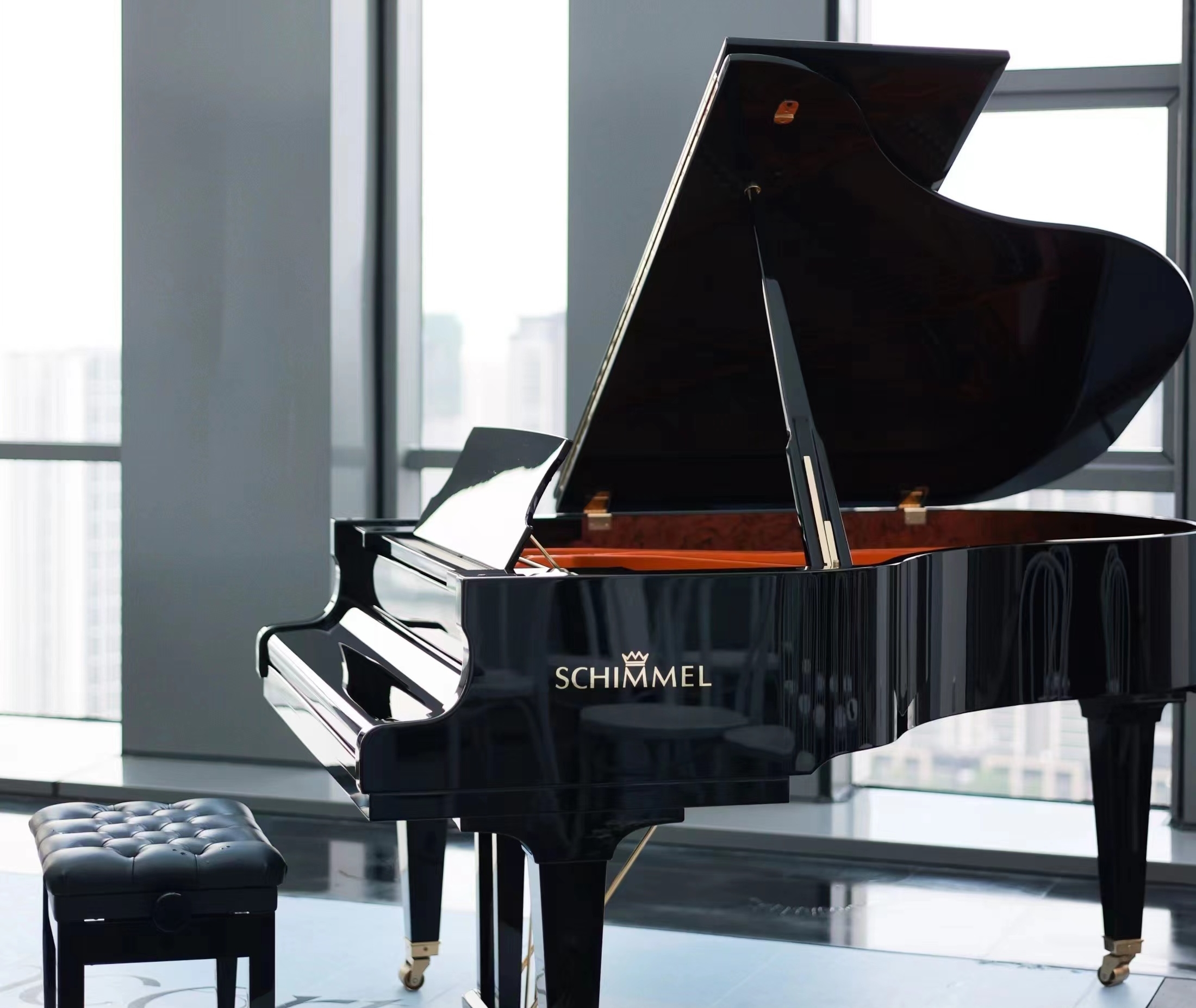 聲臨其境，邂逅五月