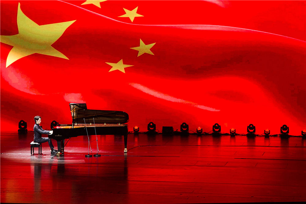 SCHIMMEL新年首演——吳牧野浪漫音符奏響金陵古城